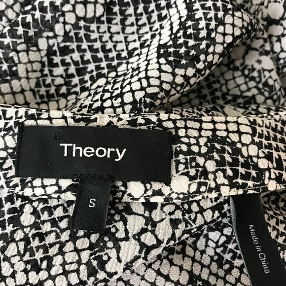 THEORY 100% Silk Snake Skin  Print Blouse Size S - Picture 6 of 7